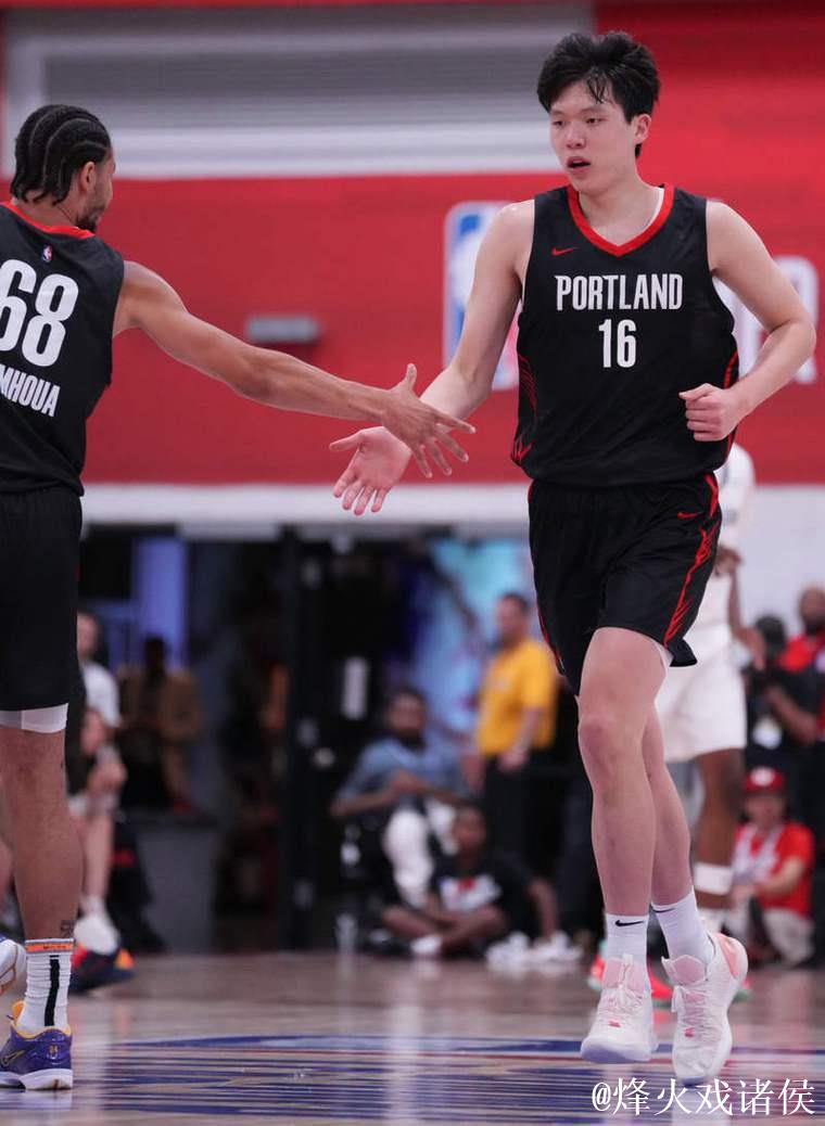 开拓者输球后,没想到斯普利特赛后这样谈杨瀚森他防守端犯错 开拓者输球后,没想到斯普利特赛后这样谈杨瀚森他防守端犯错